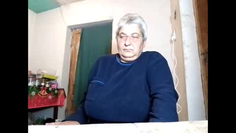 Snapshot of exquisitemature chatting on 4, 10, 2025 ExquisiteMature online show from 4, 10, 2025