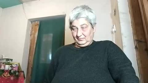 Snapshot of exquisitemature chatting on 19, 10, 2025 ExquisiteMature online show from 19, 10, 2025