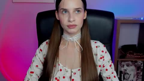 Maya online show from 12, 11, 2025