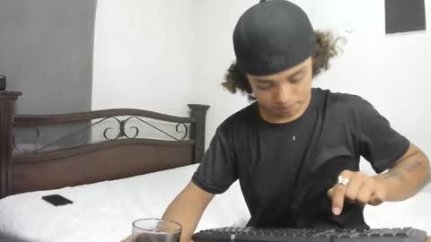 extotic_couplex online show from 8, 3, 2026