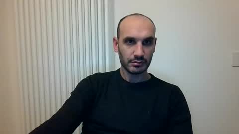 Snapshot of extr0 chatting on 10, 1, 2026 Extro online show from 10, 1, 2026