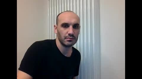 Snapshot of extr0 chatting on 28, 2, 2026 Extro online show from 28, 2, 2026