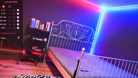 Snapshot of extra_topping chatting on 6, 1, 2025 extra_topping online show from 6, 1, 2025