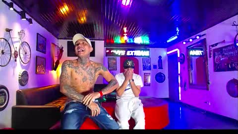 extrangers online show from 24, 2, 2026