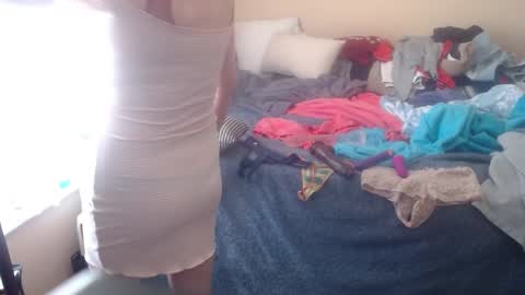 eyeswall0w online show from 24, 9, 2025