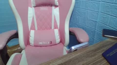 Eye online show from 18, 4, 2026