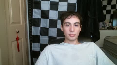 Ezra Naamah online show from 19, 1, 2025