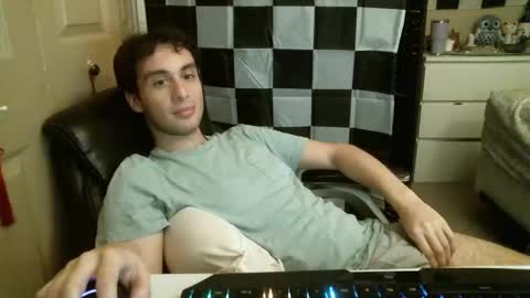 Ezra Naamah online show from 11, 2, 2025