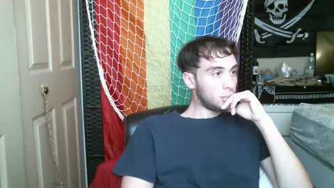 Ezra Naamah online show from 21, 10, 2025