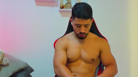 Snapshot of ezzio_scolaro chatting on 9, 9, 2025 Ezzio Scolaro online show from 9, 9, 2025