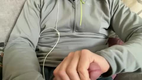 Snapshot of f33l1ngh0rny chatting on 13, 3, 2026 F33lingh0rny online show from 13, 3, 2026