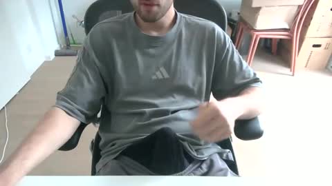 Call me bitch online show from 19, 5, 2026