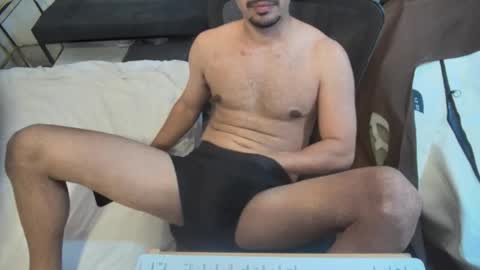 fabiano_hernandes30 online show from 18, 4, 2026