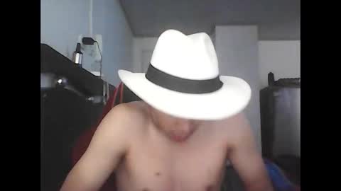 Snapshot of fabiar11 chatting on 11, 1, 2026 R online show from 11, 1, 2026