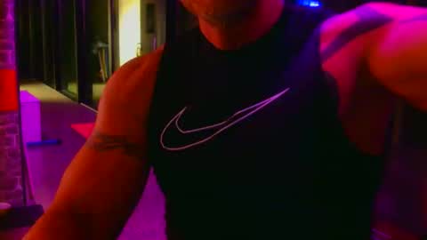 fabxxxl online show from 4, 4, 2026