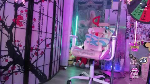 Fae and Cheta online show from 3, 6, 2026