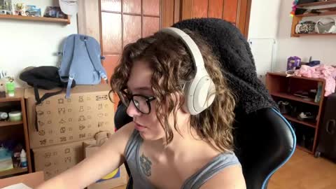 Loly online show from 15, 5, 2026