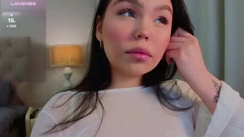 Mairy online show from 2, 2, 2025