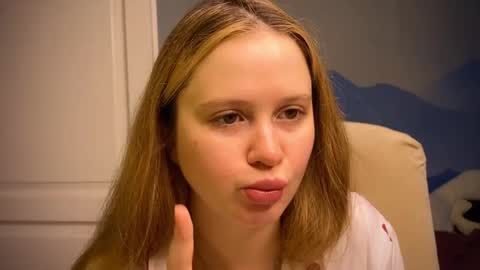 Ilona online show from 28, 10, 2025