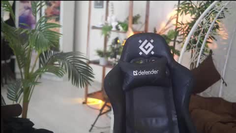 faith_chan online show from 2, 3, 2025