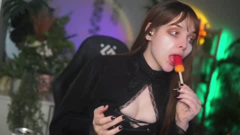 faith_chan online show from 25, 4, 2026