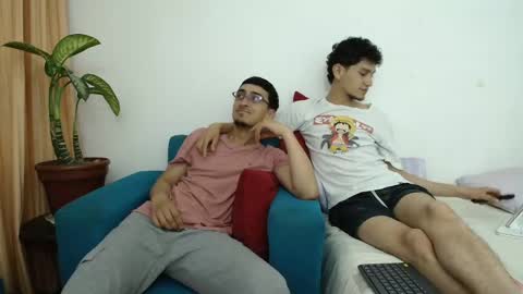 FallGays online show from 24, 4, 2026