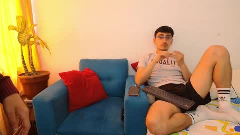 FallGays online show from 4, 6, 2026