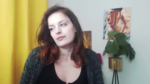 Nadine online show from 7, 1, 2025