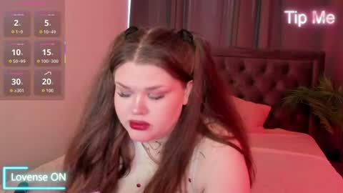 Snapshot of fanfik_ chatting on 30, 6, 2026 Elena online show from 30, 6, 2026