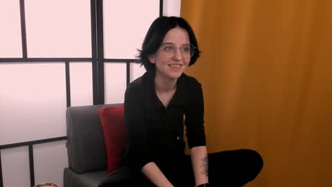 Mia online show from 3, 12, 2024