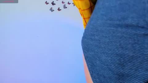 Snapshot of fantastic_asians2 chatting on 16, 10, 2025 Ale online show from 16, 10, 2025