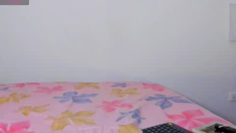 Snapshot of fantastic_asians2 chatting on 3, 11, 2025 Ale online show from 3, 11, 2025