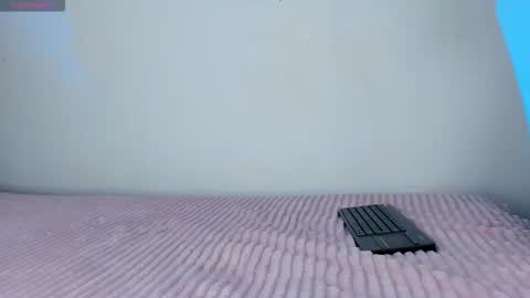 Snapshot of fantastic_asians2 chatting on 28, 11, 2025 Ale online show from 28, 11, 2025