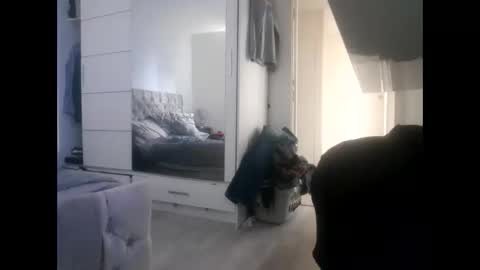 fantasticdeee online show from 6, 2, 2026