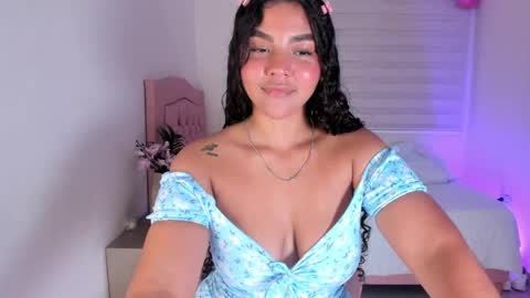 Snapshot of fatima_senghor chatting on 22, 5, 2026 Zoe online show from 22, 5, 2026