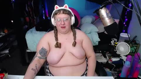 FatVeronica online show from 3, 3, 2025