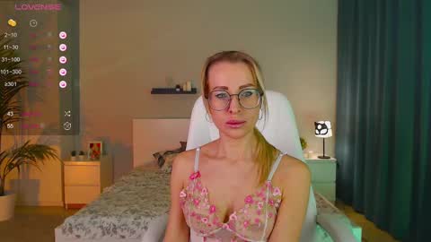 Fay online show from 9, 2, 2025