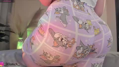 Snapshot of fay_miller2 chatting on 21, 12, 2025 welcome to my world online show from 21, 12, 2025