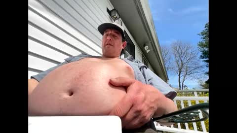Snapshot of feedmyhugebelly chatting on 23, 4, 2026 feedmyhugebelly online show from 23, 4, 2026