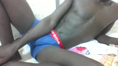 Snapshot of feelersfuck chatting on 22, 12, 2025 feelersfuck online show from 22, 12, 2025