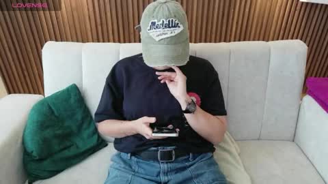 Snapshot of feelina_firesoul chatting on 20, 5, 2026 Feelena online show from 20, 5, 2026