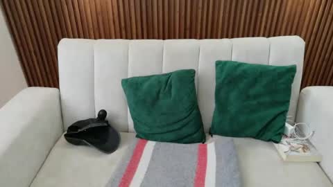 Snapshot of feelina_firesoul chatting on 15, 6, 2026 Feelena online show from 15, 6, 2026