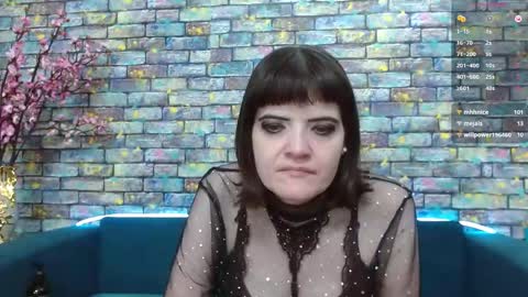 Laura online show from 2, 1, 2025