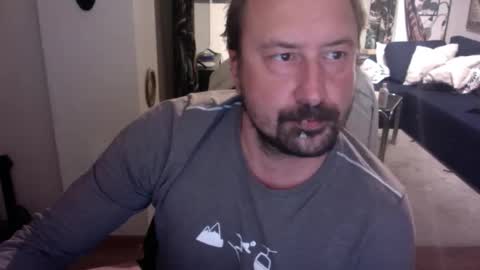 feetkissboy online show from 4, 11, 2025