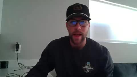 Snapshot of feetlovergh2 chatting on 15, 6, 2026 Ethan Slayher online show from 15, 6, 2026