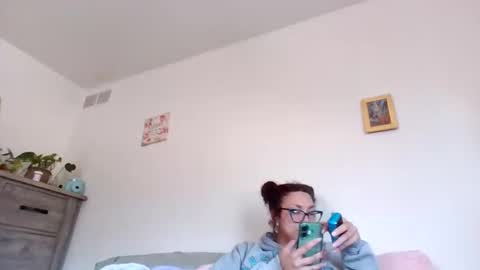 Snapshot of feetnymph chatting on 11, 4, 2026 Soley online show from 11, 4, 2026