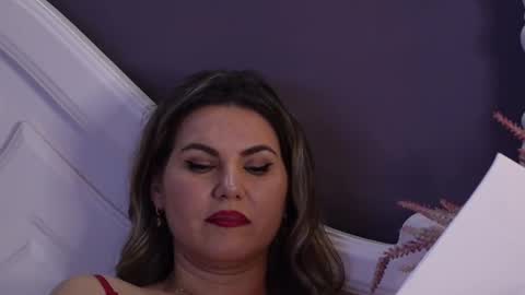 FeliciaKrige online show from 14, 2, 2025