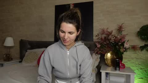 Snapshot of feliciakrige chatting on 3, 5, 2026 FeliciaKrige online show from 3, 5, 2026