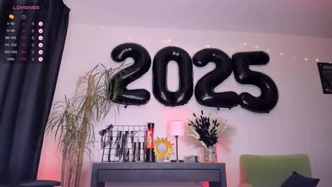 Fely online show from 5, 1, 2025