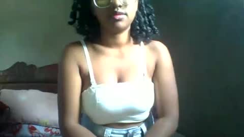 felicie515247 online show from 10, 3, 2026